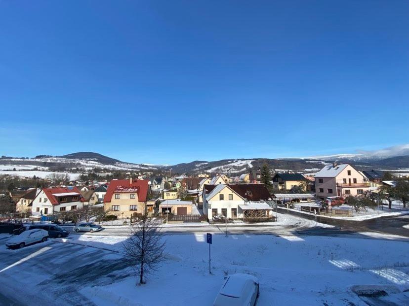 Ferienwohnung Apartman Na Vysine Vrchlabí Exterior foto
